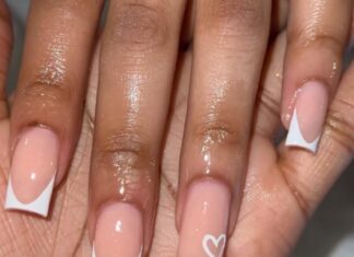 YoYoee Short Nude Nails Tips French False Nails Square Press on Nails Cute Full Cover Fake Nails for Women and Girls 24PCS