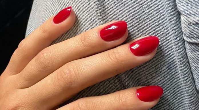 Chili Red Press on Nails Short Almond Oval Glossy Fake Nails 24Pcs, Solid Color Nails press ons 12 Sizes, Reusable Nail Kit, Stick on Nails for Women and Girls Daily Wear