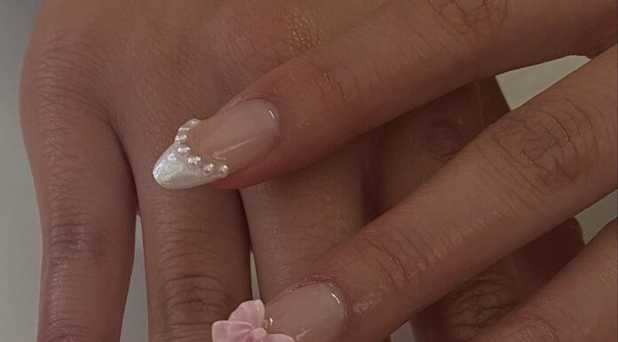 ACRYLIC + GEL NAILS WITH BOWS + PEARL EMBELISHMENTS  ₊✩‧₊˚౨ৎ˚₊✩‧₊