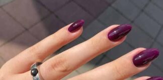 Grape Purple Press on Nails Short Almond Oval Glossy Fake Nails 24Pcs, Solid Color Nails press ons 12 Sizes, Reusable Nail Kit, Stick on Nails for Women and Girls Daily Wear